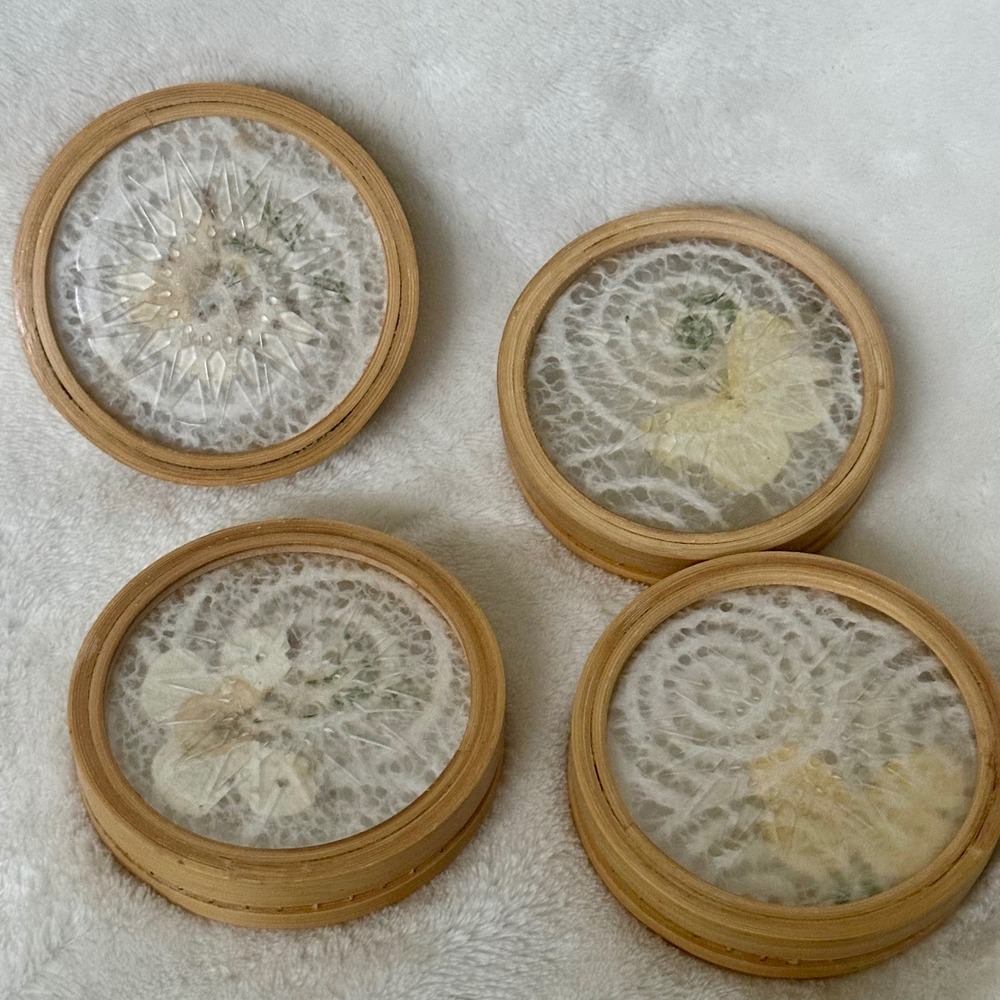 Vintage 1970s Real Pressed Butterfly Bamboo Resin Lace Coasters Set of 4 - Picture 2 of 4